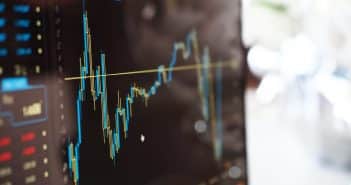 Quelle stratégie adopter pour être rentable en bourse ?